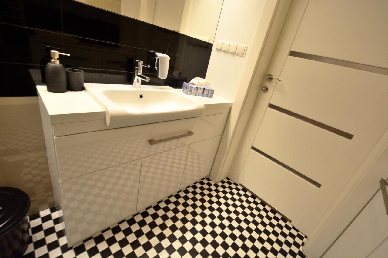 Zabkowska 5 * Warsaw
